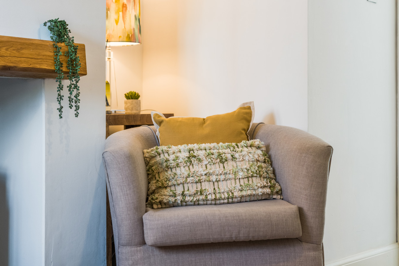 Cosy Chester House | 2BR | Sleeps 3 | Canal View in 4 George Street - Property image 16 - VivreStays