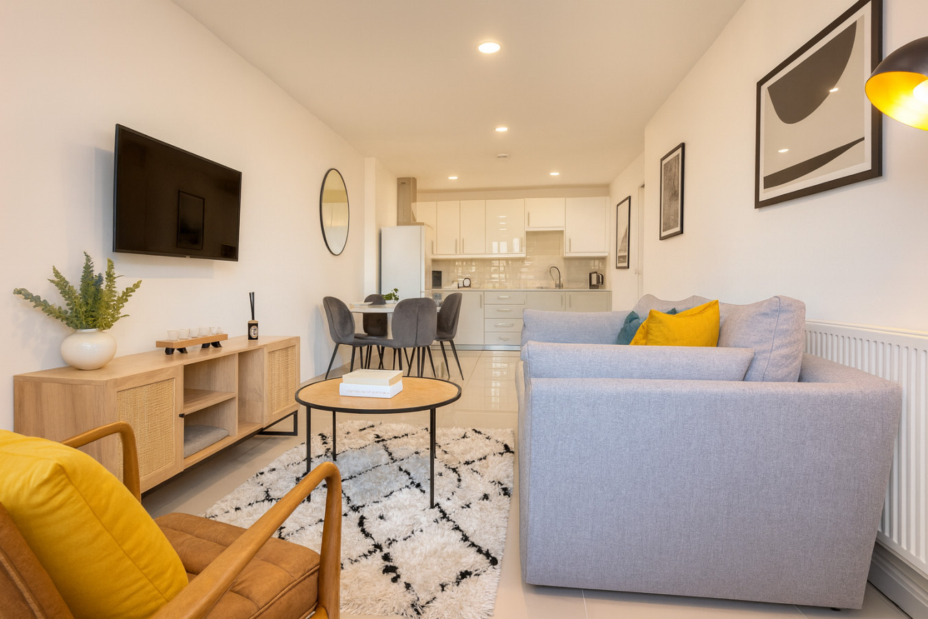 Clarendon Escape | 3 Beds | 3 Bath | Sleeps 6 in 59, 61 Clarendon Road - Property image 17 - VivreStays