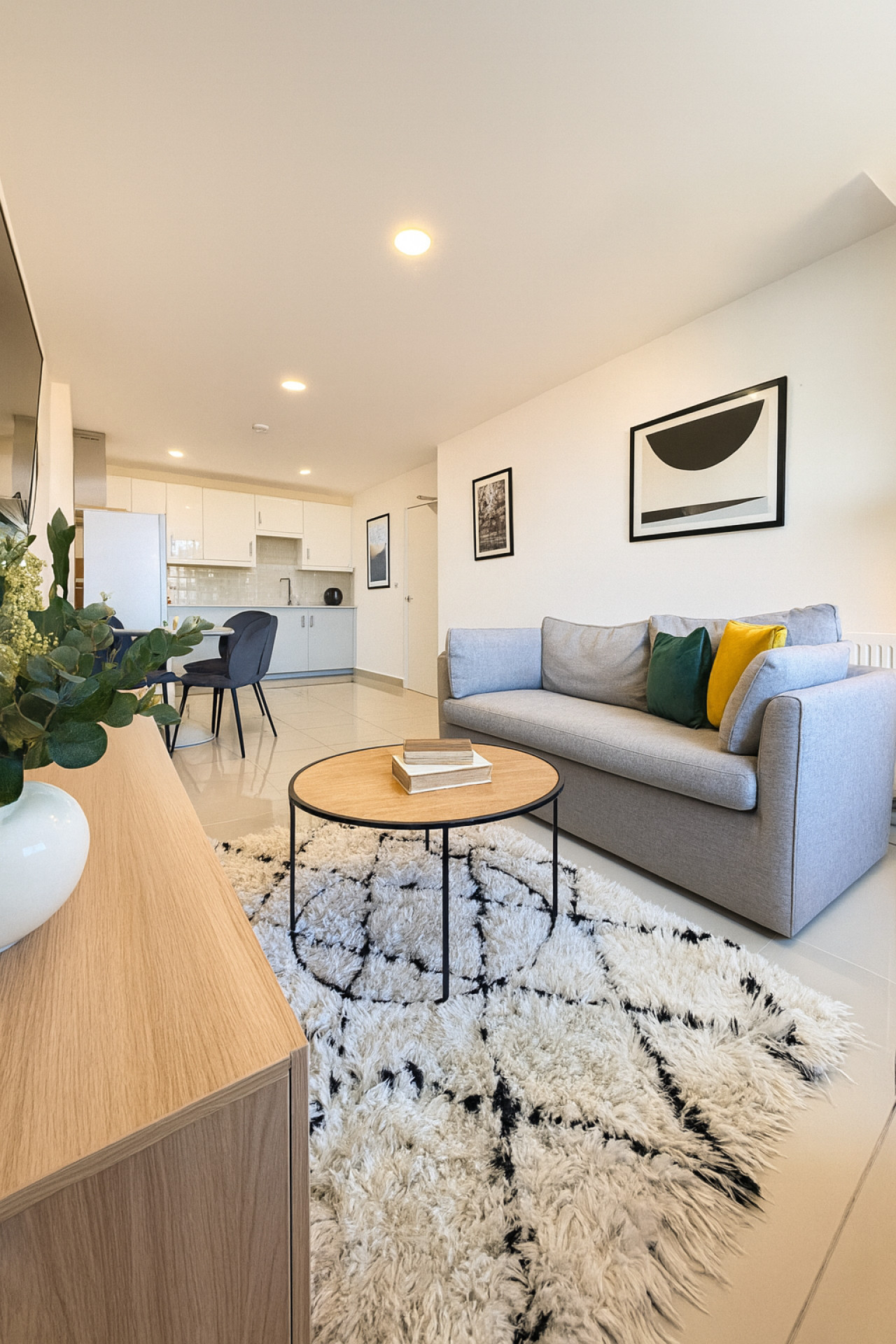 Clarendon Escape | 3 Beds | 3 Bath | Sleeps 6 in 59, 61 Clarendon Road - Property image 23 - VivreStays