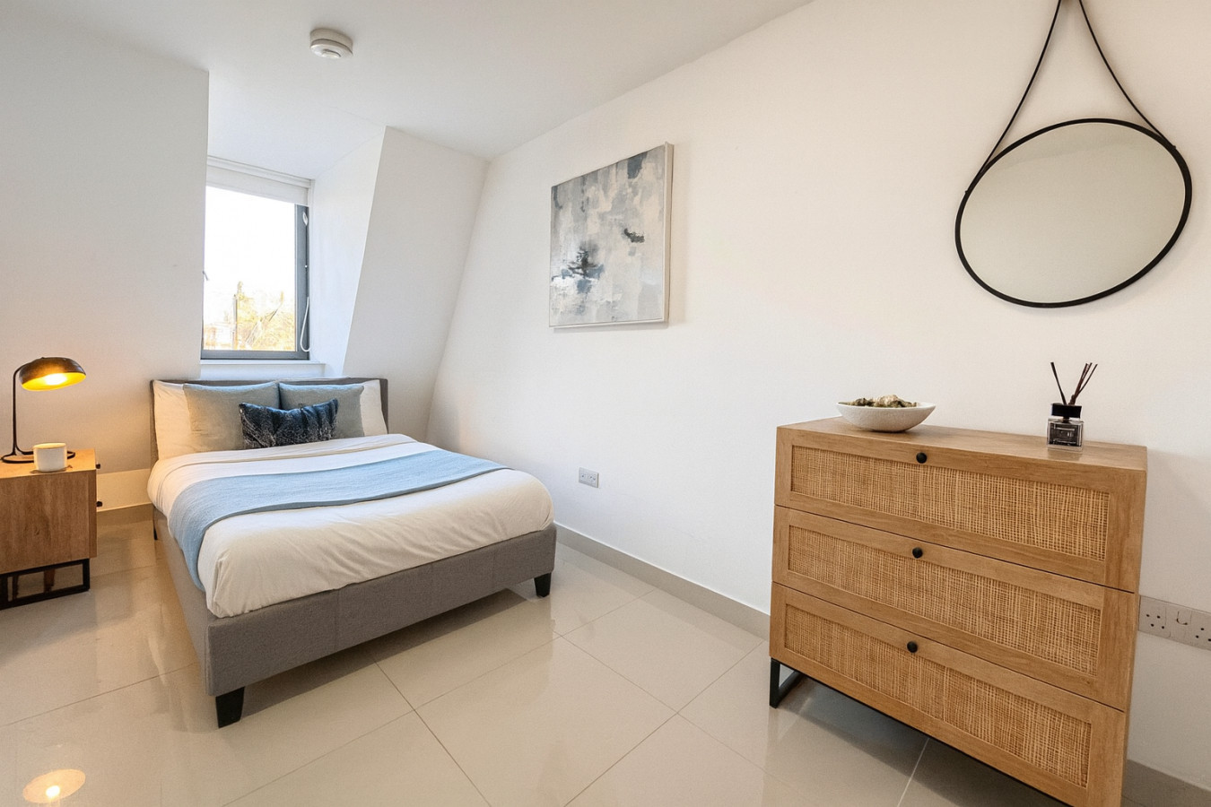 Clarendon Escape | 3 Beds | 3 Bath | Sleeps 6 in 59, 61 Clarendon Road - Property image 2 - VivreStays