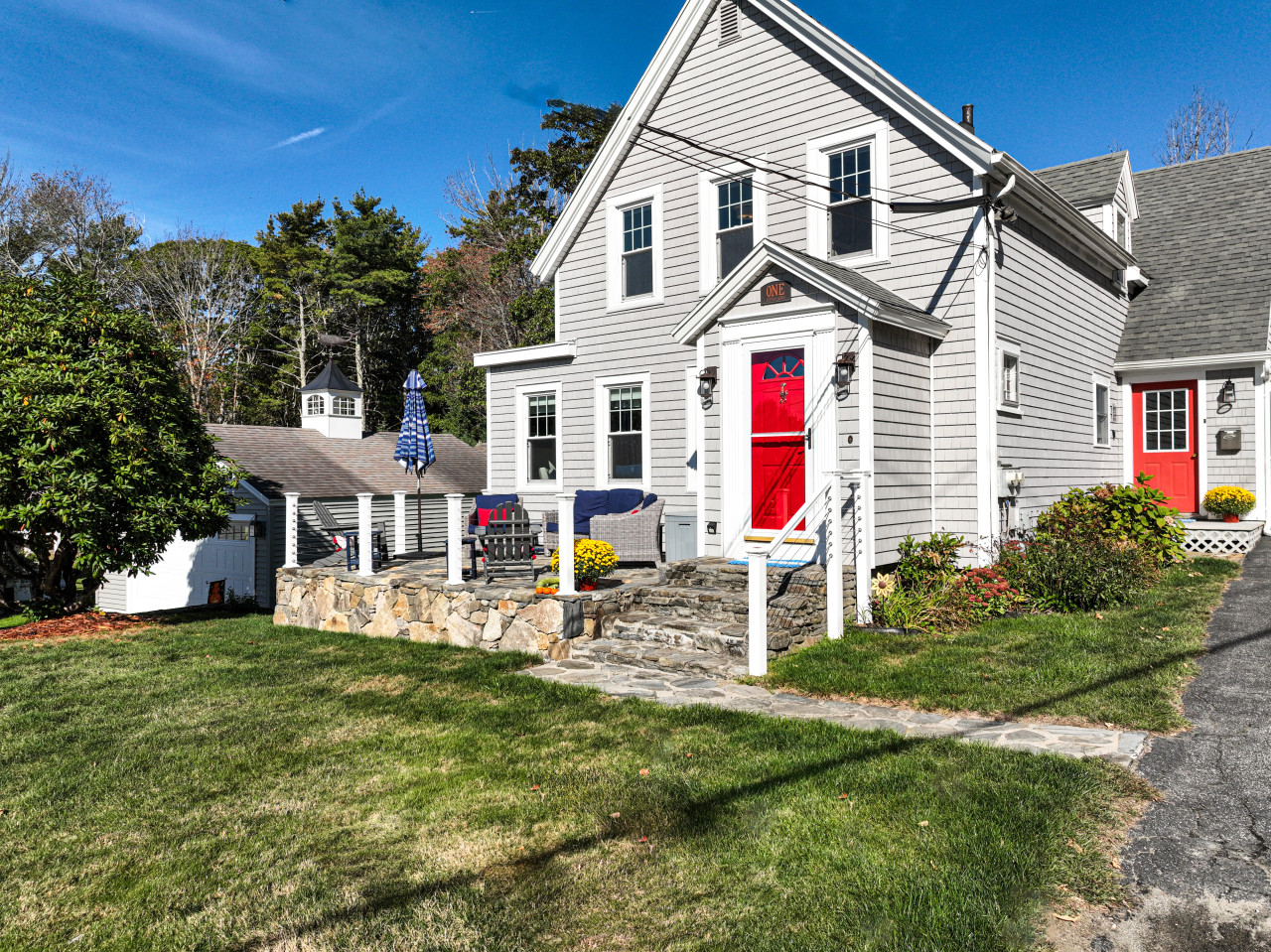 Charming Coastal Getaway | Family Friendly | Ocean Views - Boothbay, ME