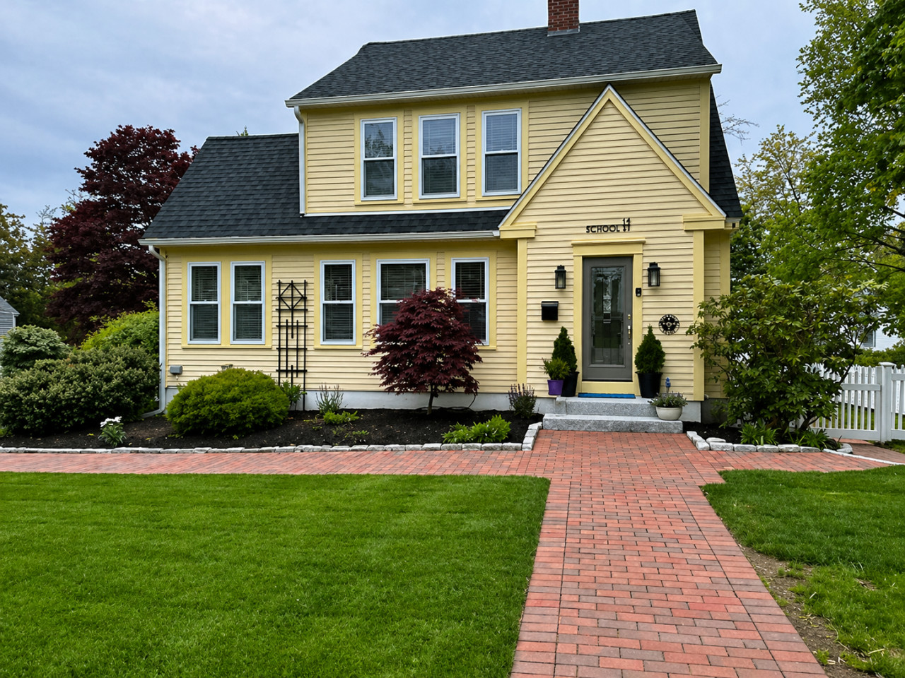 Bees Knees House | Walkable Coastal Retreat With Private Yard - Boothbay Harbor, ME