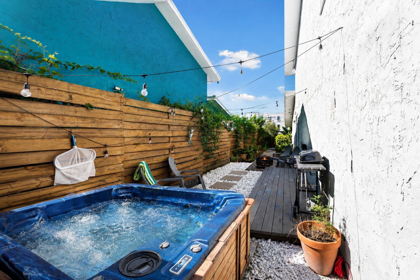 Charming Game Room And Hot Tub - Beautiful St Augustine Escape - Saint Augustine, FL