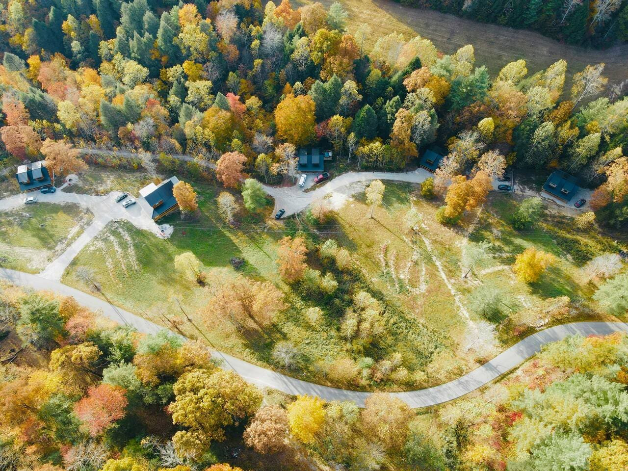 Luxury 5 Cabins in Red River Gorge Hot Tubs, Wi-Fi