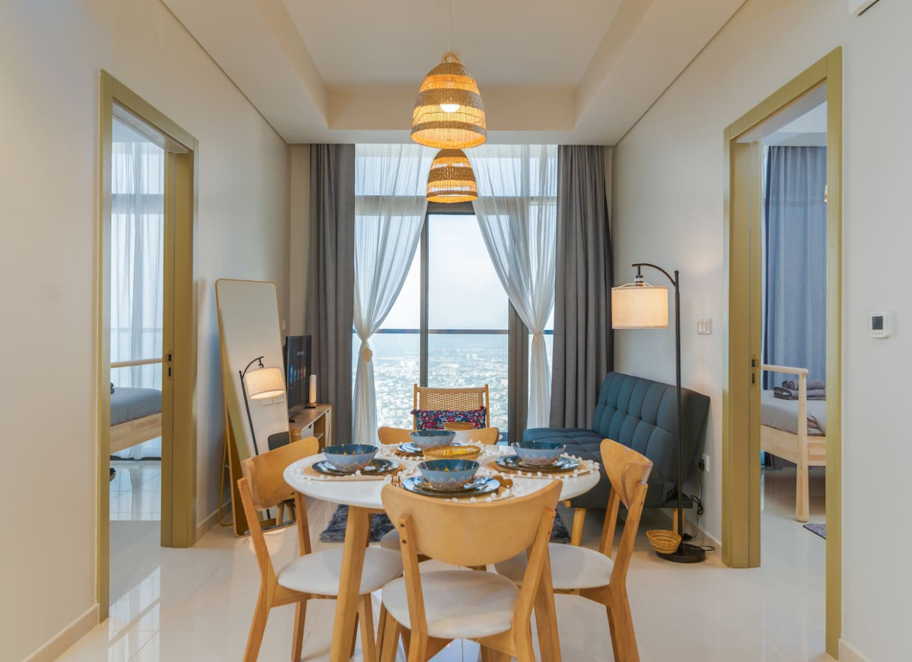 Luxurious 57th Floor Ocean View