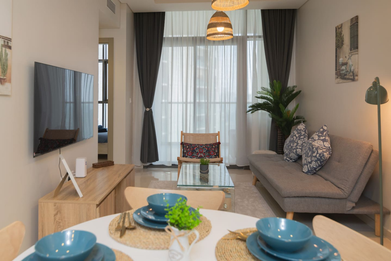 Cosy 49th Floor Canal View