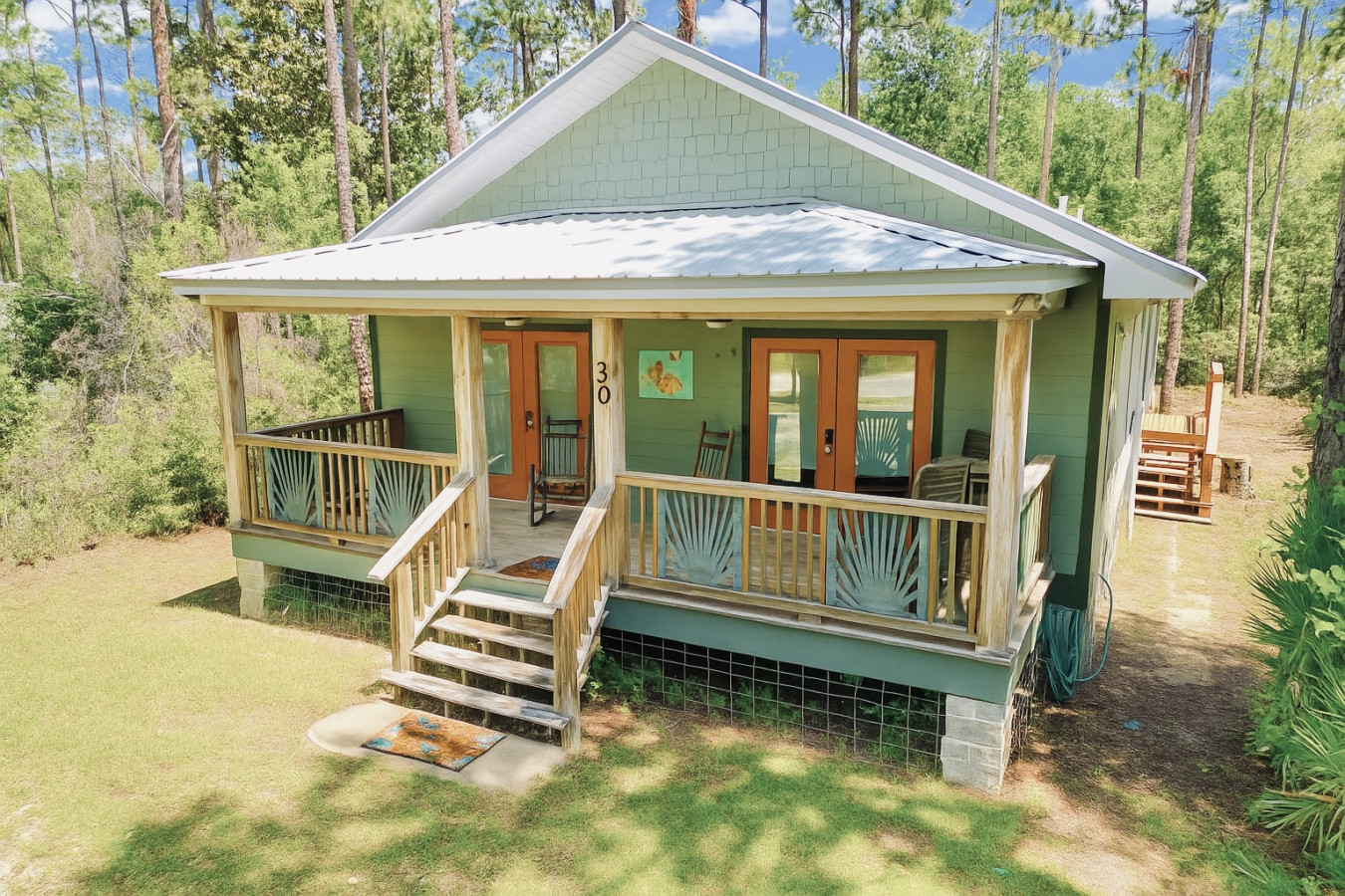 Bay Access - The Palmetto Cottage - Snowbirds Welcome! - Photo 1