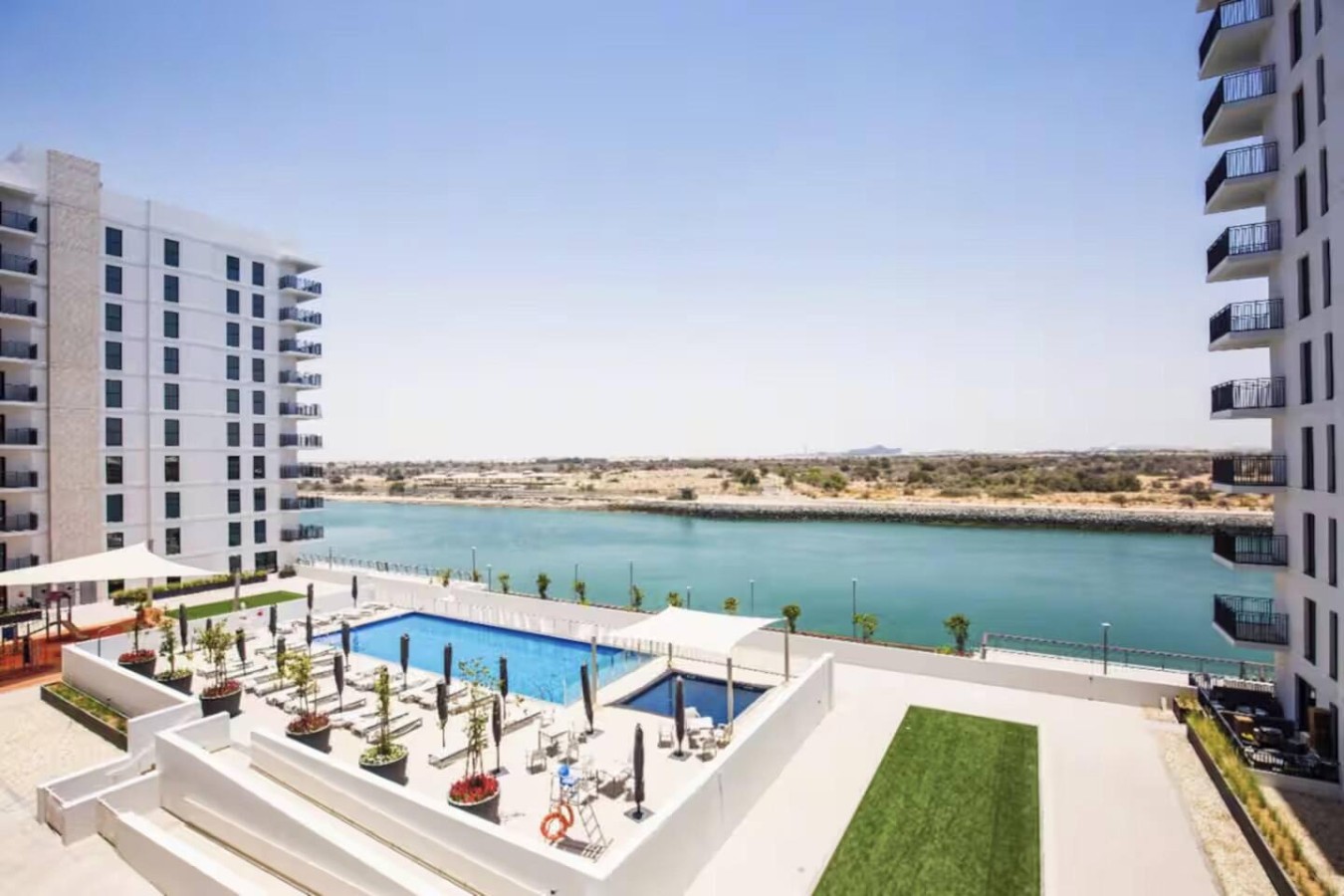 The Waterfront Canal Residence - 1 bedroom