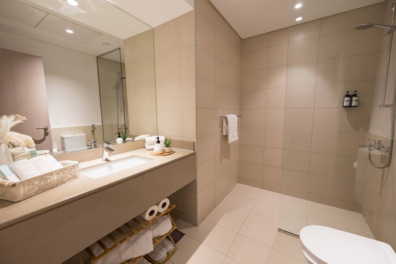 The Waterfront Canal Residence - 1 bedroom