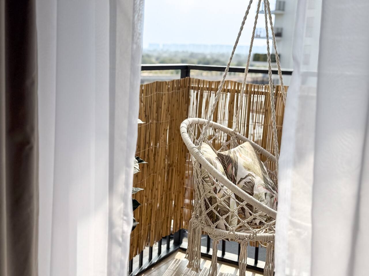The Waterfront Canal Residence - 1 bedroom