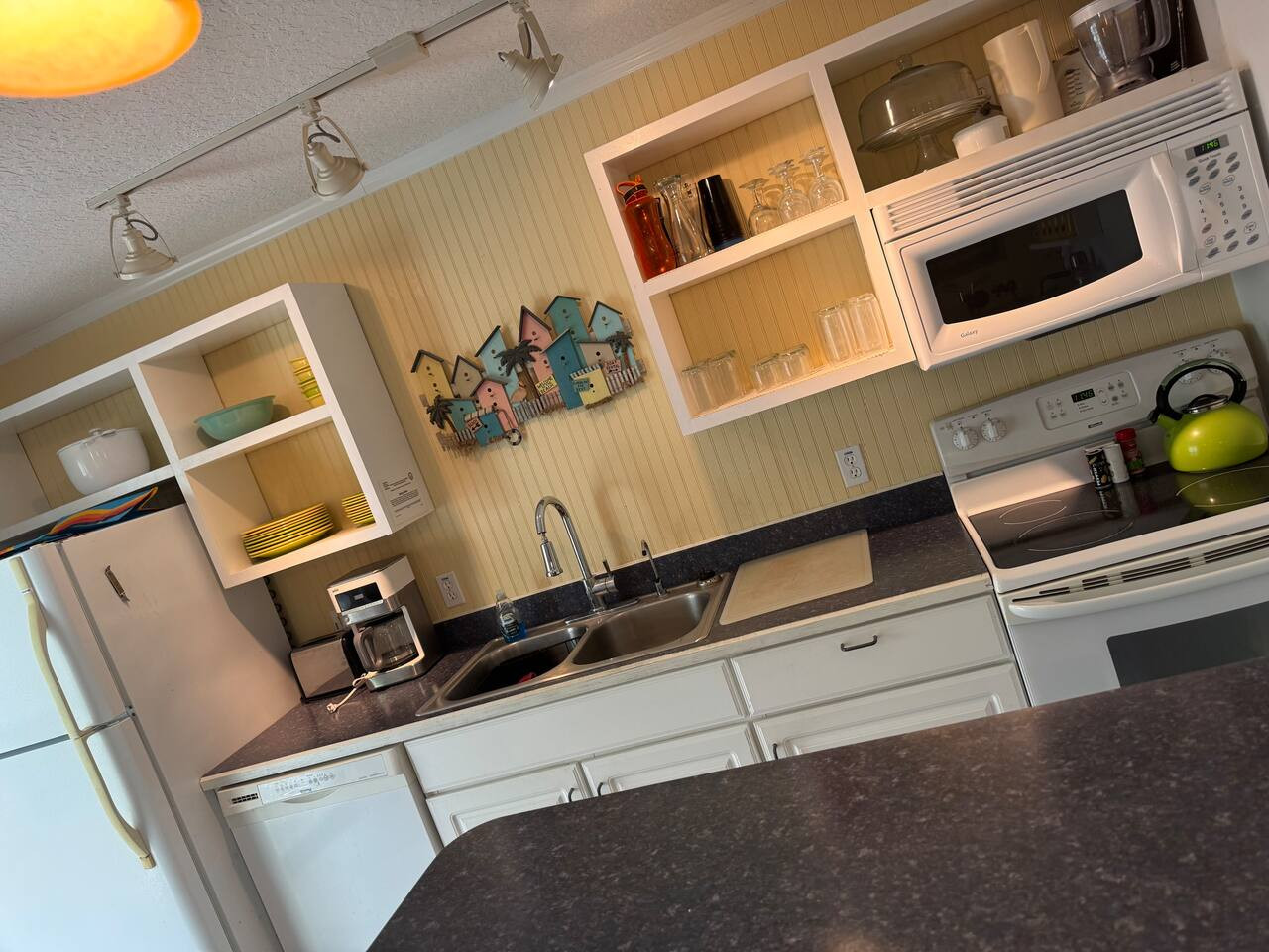 Penguins On The Beach | 2br Beachside Escape W/ Pool | Steps To Beach & Downtown Cocoa Beach Unit 1 - Cocoa Beach, FL