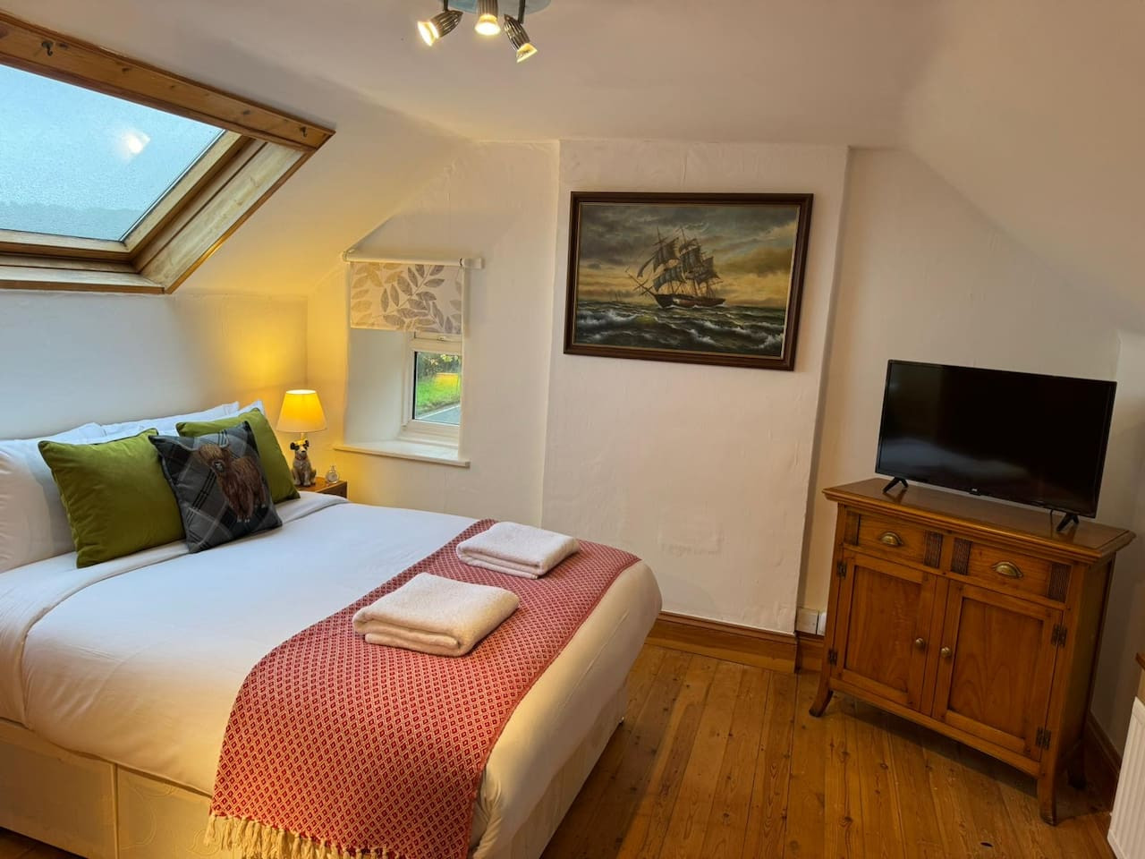 The Annexe at Cherry Cottage in Upton Hill - Property image 25 - VivreStays