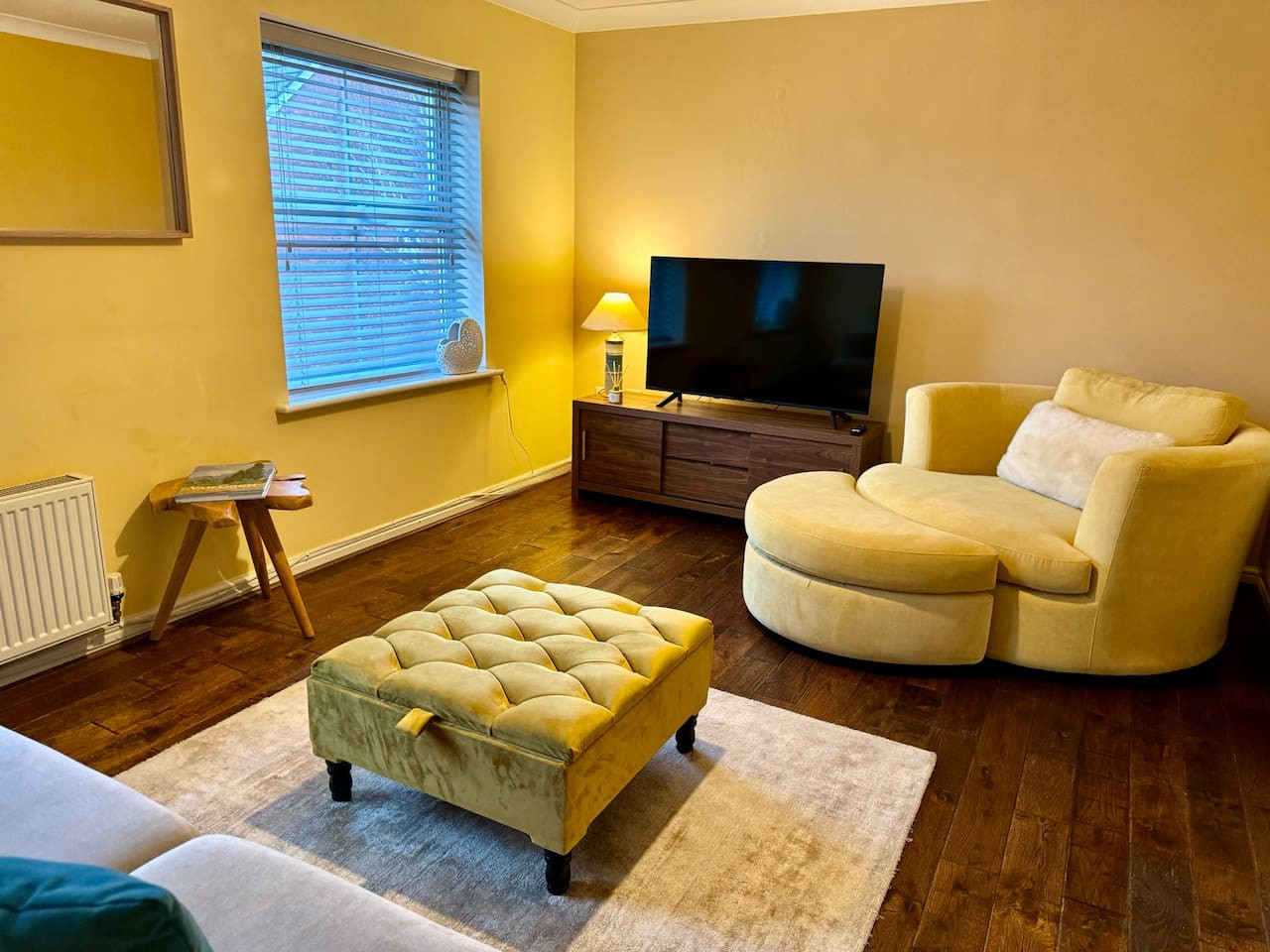 Solstar House in 11 Blackwell Close - Property image 16 - VivreStays