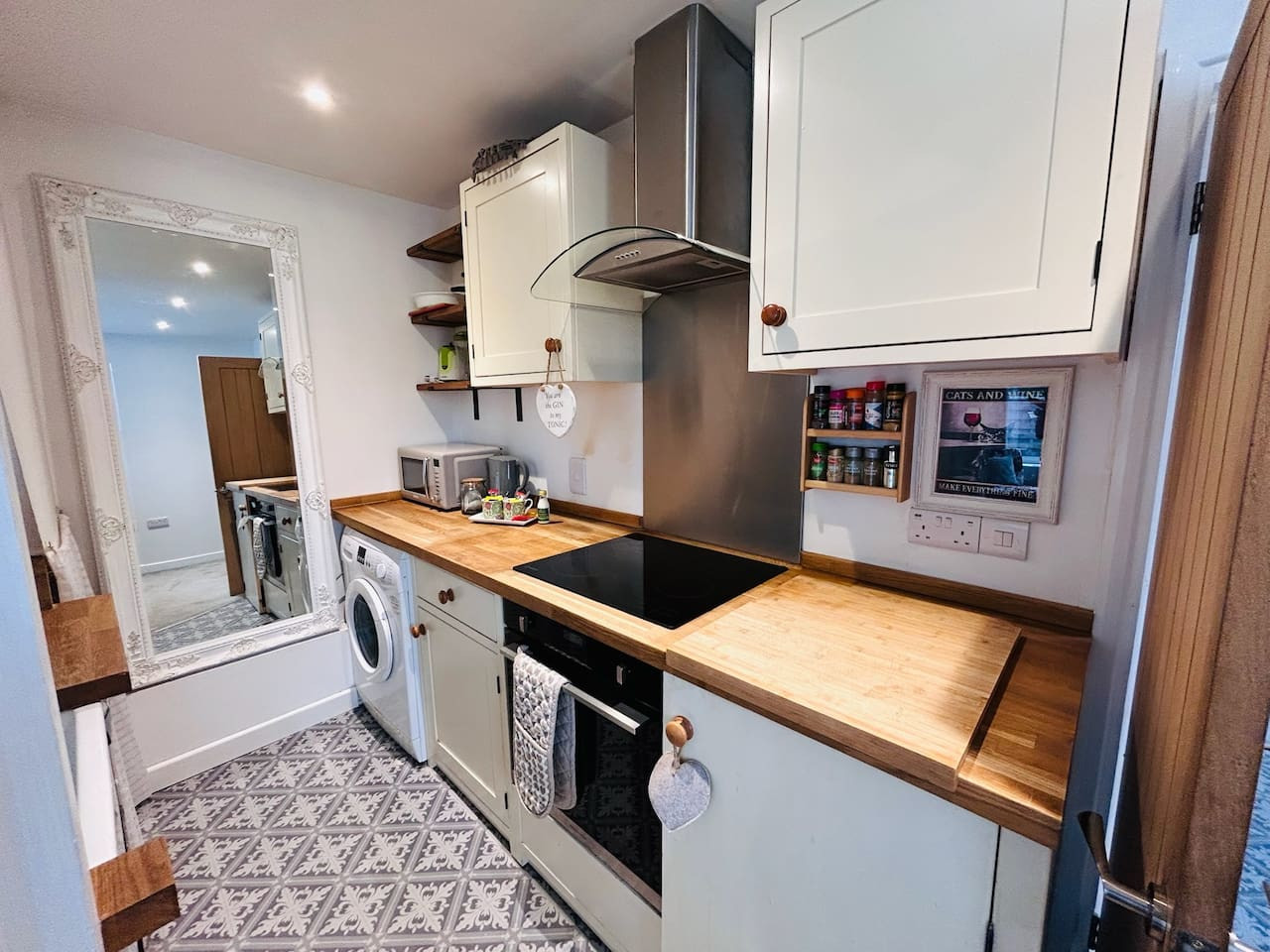 The Old Post Office in 110 Kingscourt Lane - Property image 6 - VivreStays
