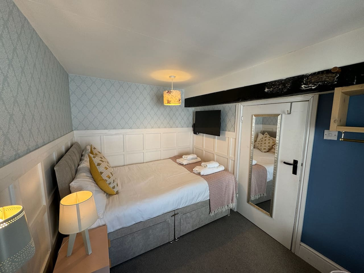 Market Lodge in 46 Lower Street - Property image 54 - VivreStays