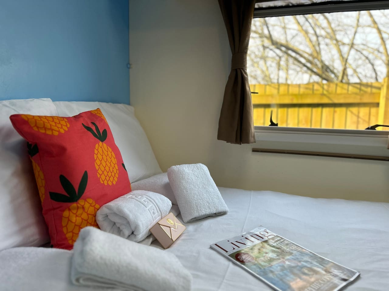 The Cosy Camper in 2 Woodside - Property image 3 - VivreStays