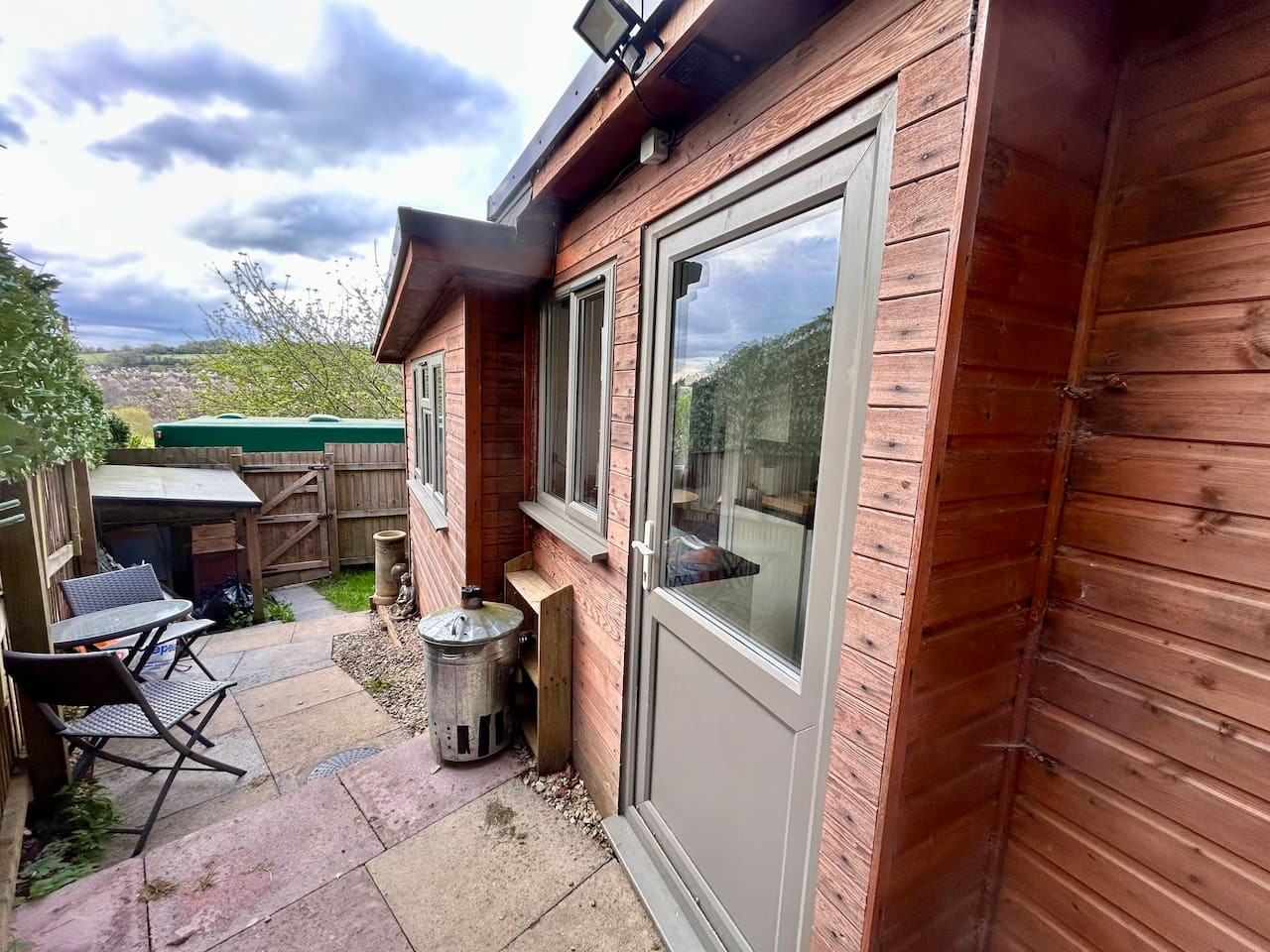 Laurie’s Woodside Cabin in 2 Woodside - Property image 15 - VivreStays