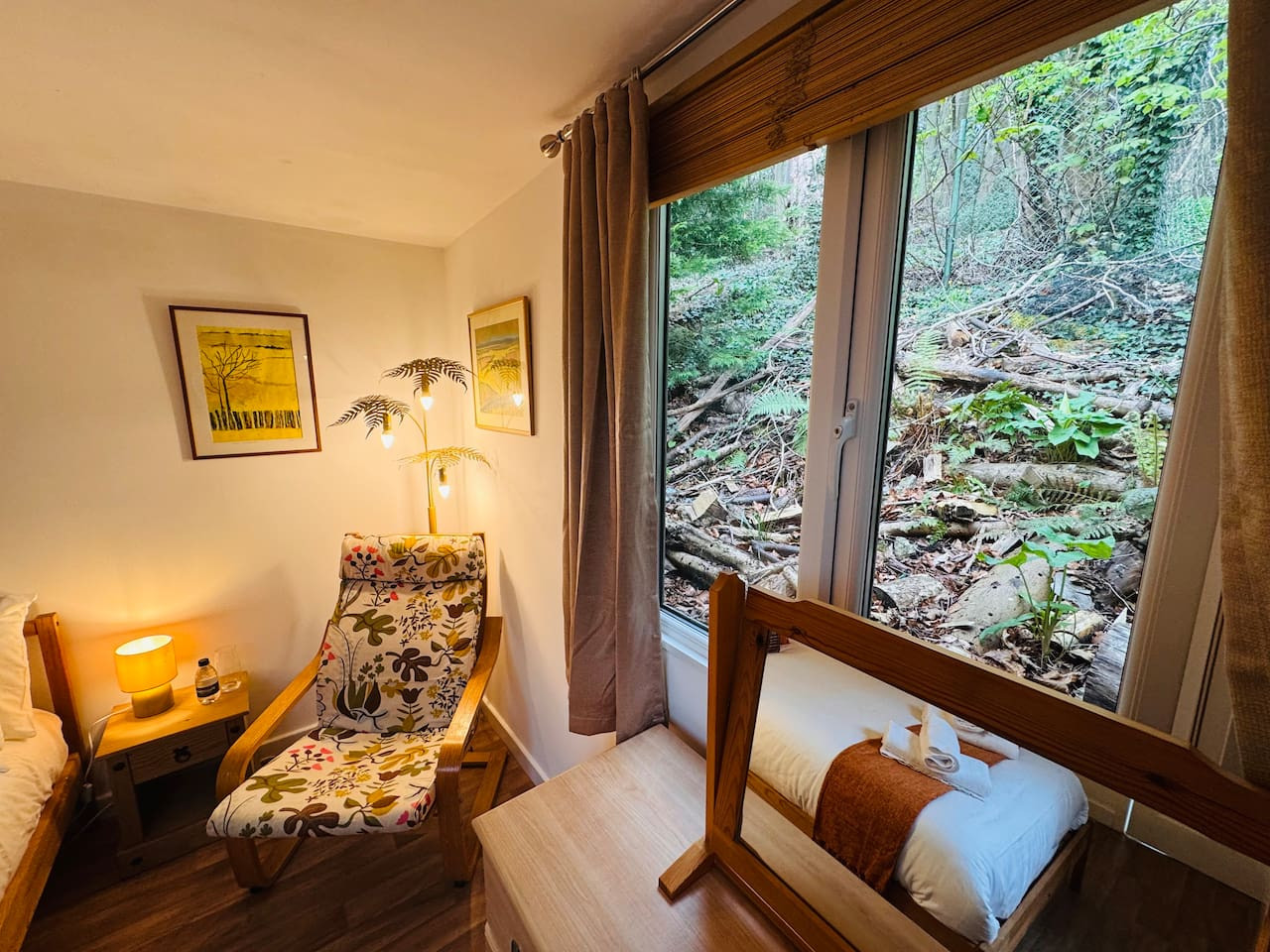 Laurie’s Woodside Cabin in 2 Woodside - Property image 17 - VivreStays