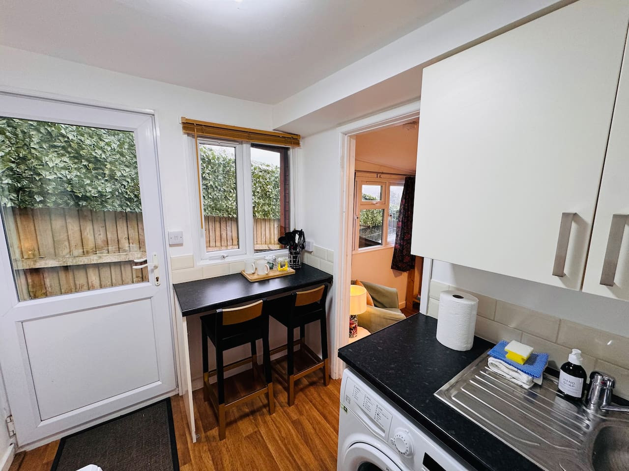 Laurie’s Woodside Cabin in 2 Woodside - Property image 23 - VivreStays
