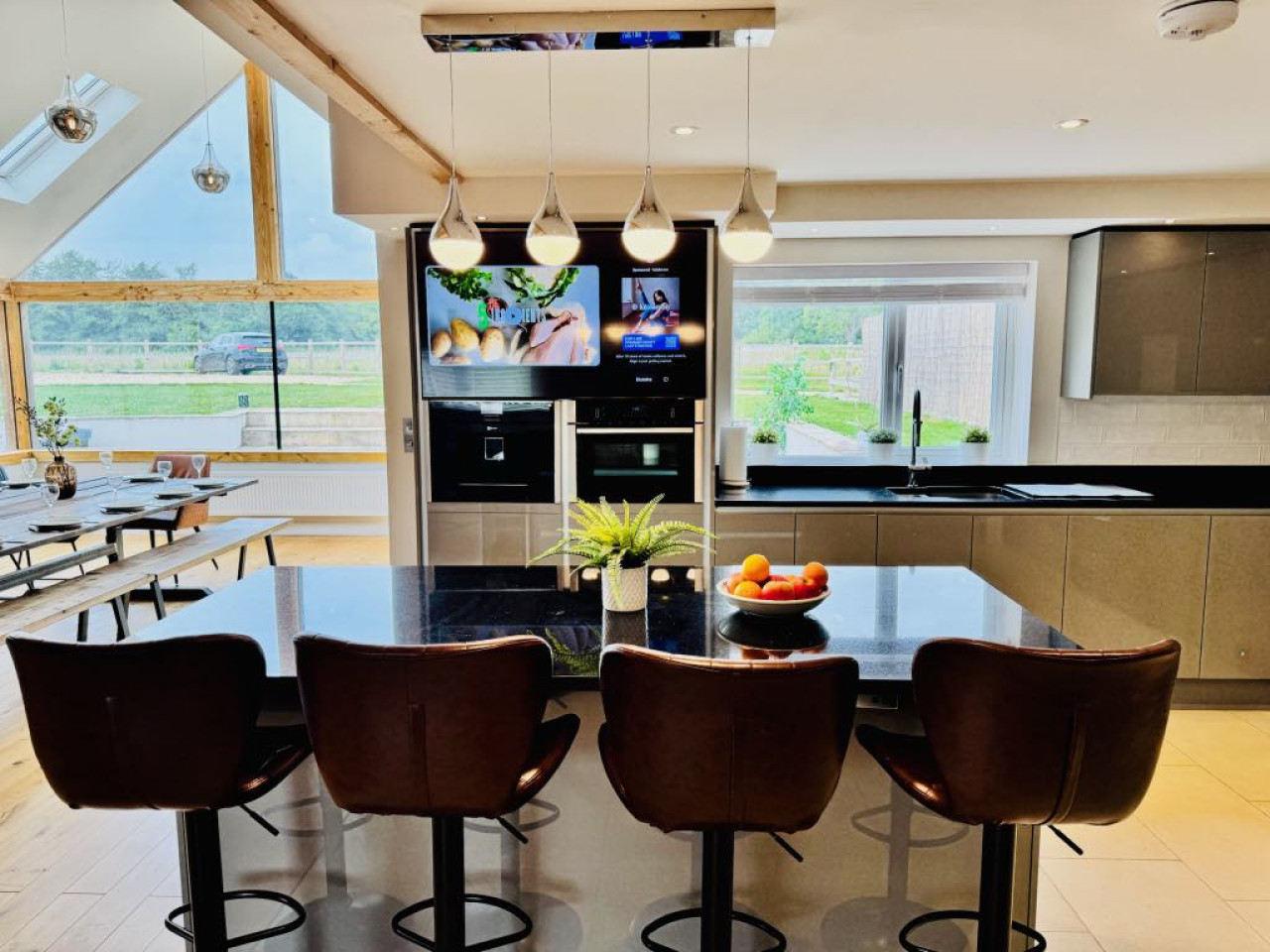 The Kennels - Luxe Collection in HMHH+23 Badminton, UK - Property image 3 - VivreStays