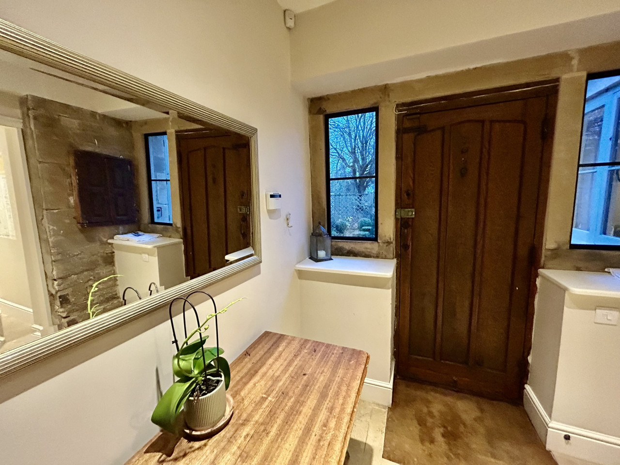 Hill House - 2 Bed Guest Suite in 19 Crawley Hill, Uley, Dursley GL11 5BH, UK - Property image 3 - VivreStays