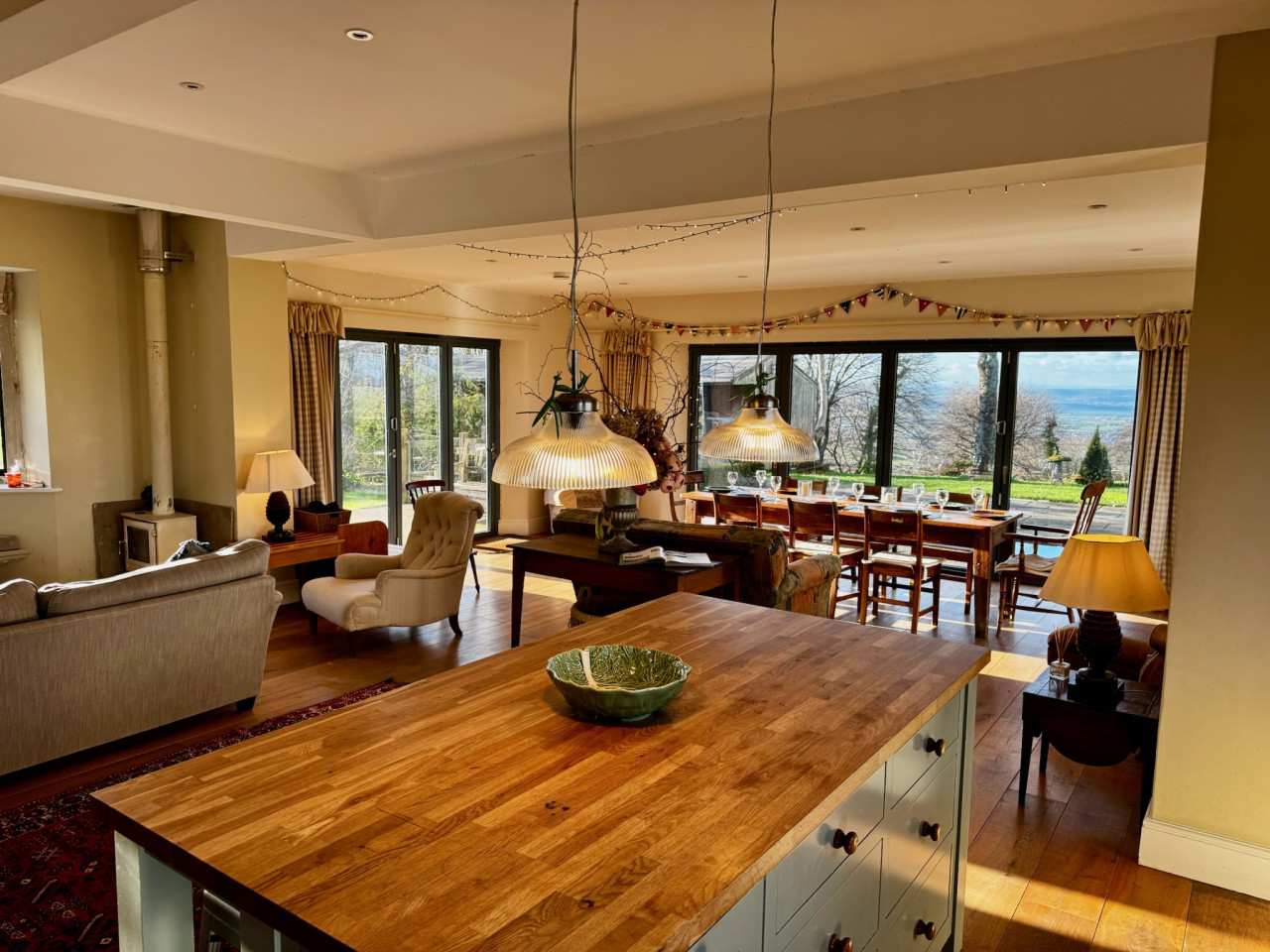 Hill House - Country Retreat in 19 Crawley Hill, Uley, Dursley GL11 5BH, UK - Property image 5 - VivreStays
