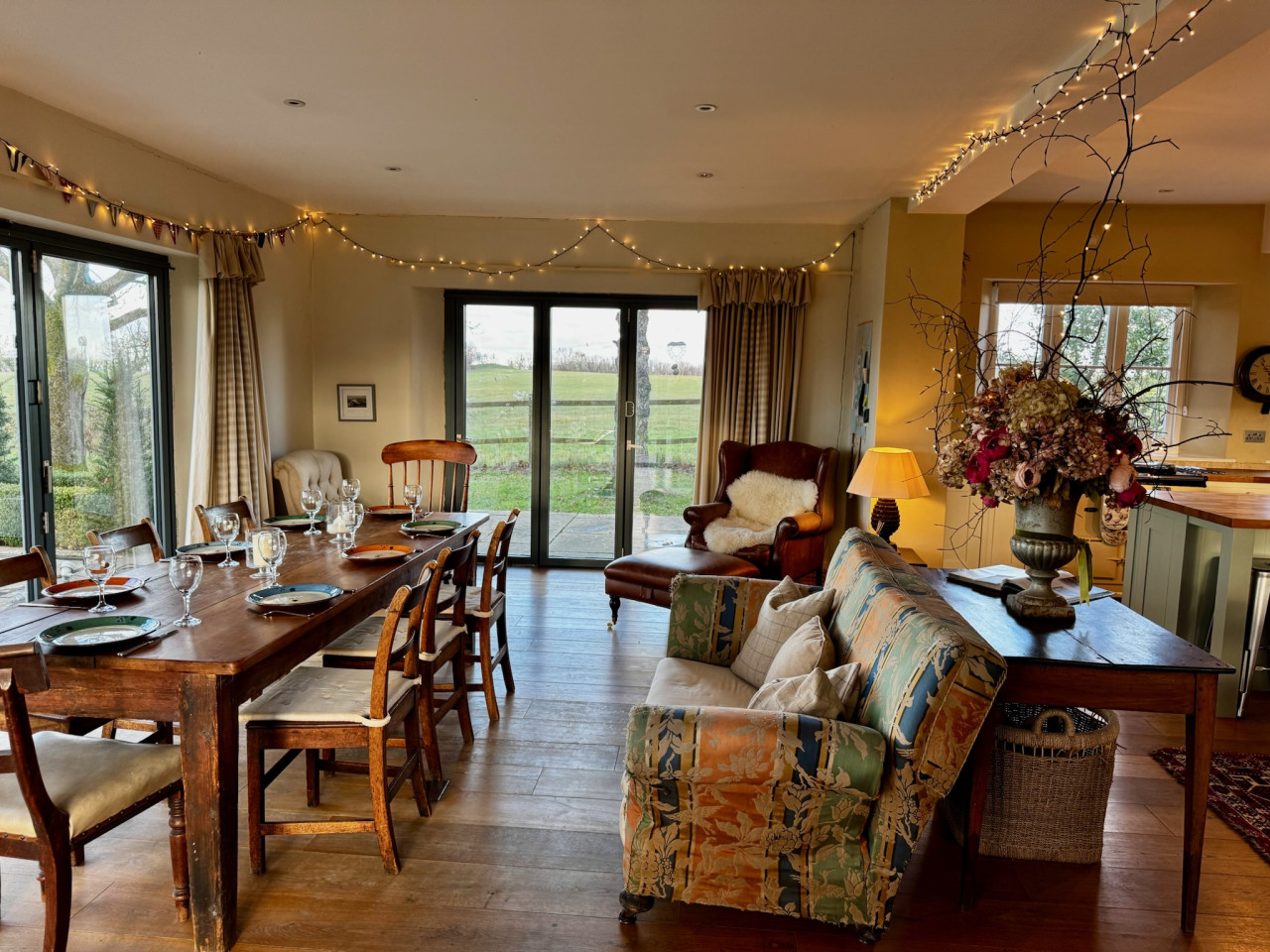 Hill House - Country Retreat in 19 Crawley Hill, Uley, Dursley GL11 5BH, UK - Property image 7 - VivreStays