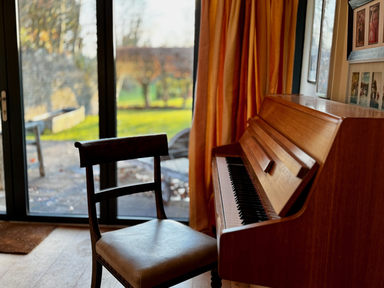 Hill House - Country Retreat in 19 Crawley Hill, Uley, Dursley GL11 5BH, UK - Property image 23 - VivreStays
