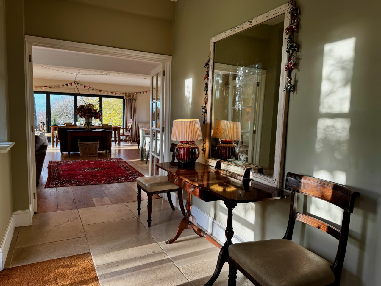 Hill House - 5 Bedroom Country House in 19 Crawley Hill, Uley, Dursley GL11 5BH, UK - Property image 11 - VivreStays