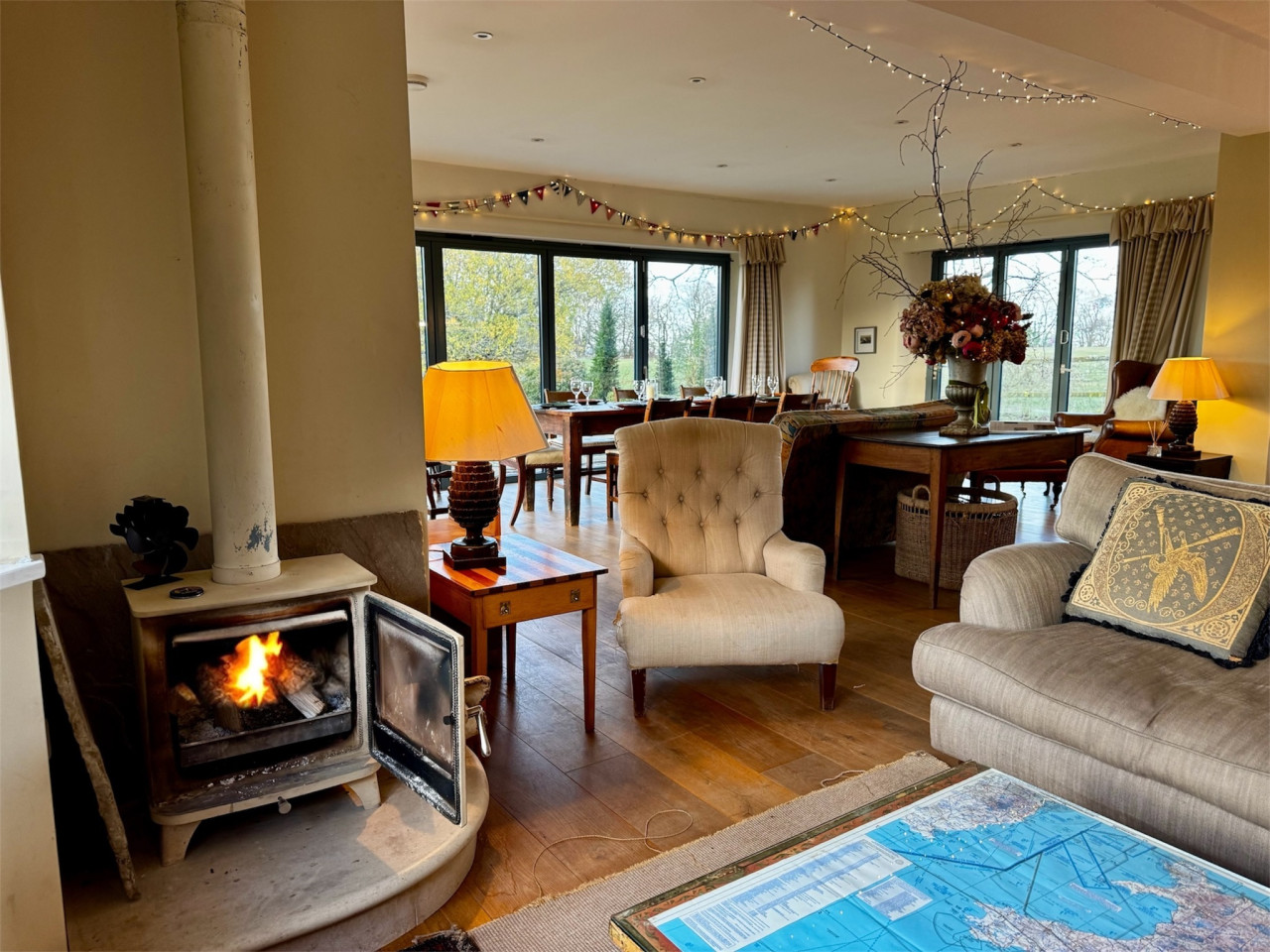 Hill House - 5 Bedroom Country House in 19 Crawley Hill, Uley, Dursley GL11 5BH, UK - Property image 4 - VivreStays