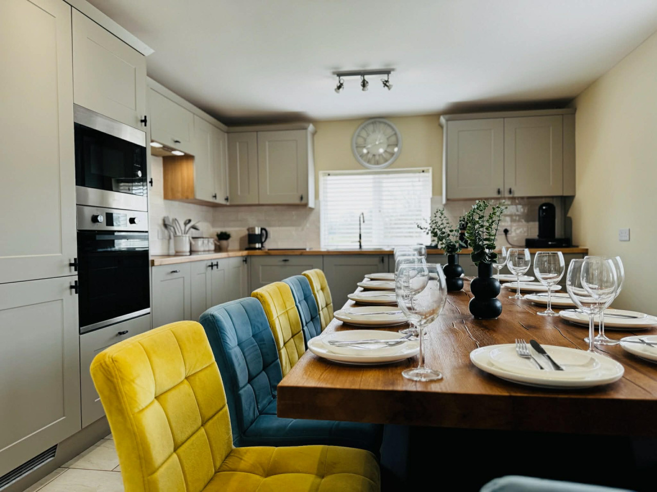 Flexor Farm - Luxe Collection in 16 Birgage Rd, Hawkesbury Upton, Badminton GL9 1BH, UK - Property image 22 - VivreStays