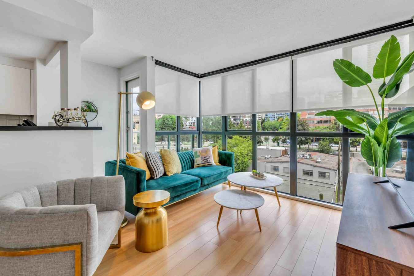 *Special Price*steps2seawall 2bd/2bth Freepark&ac - Vancouver