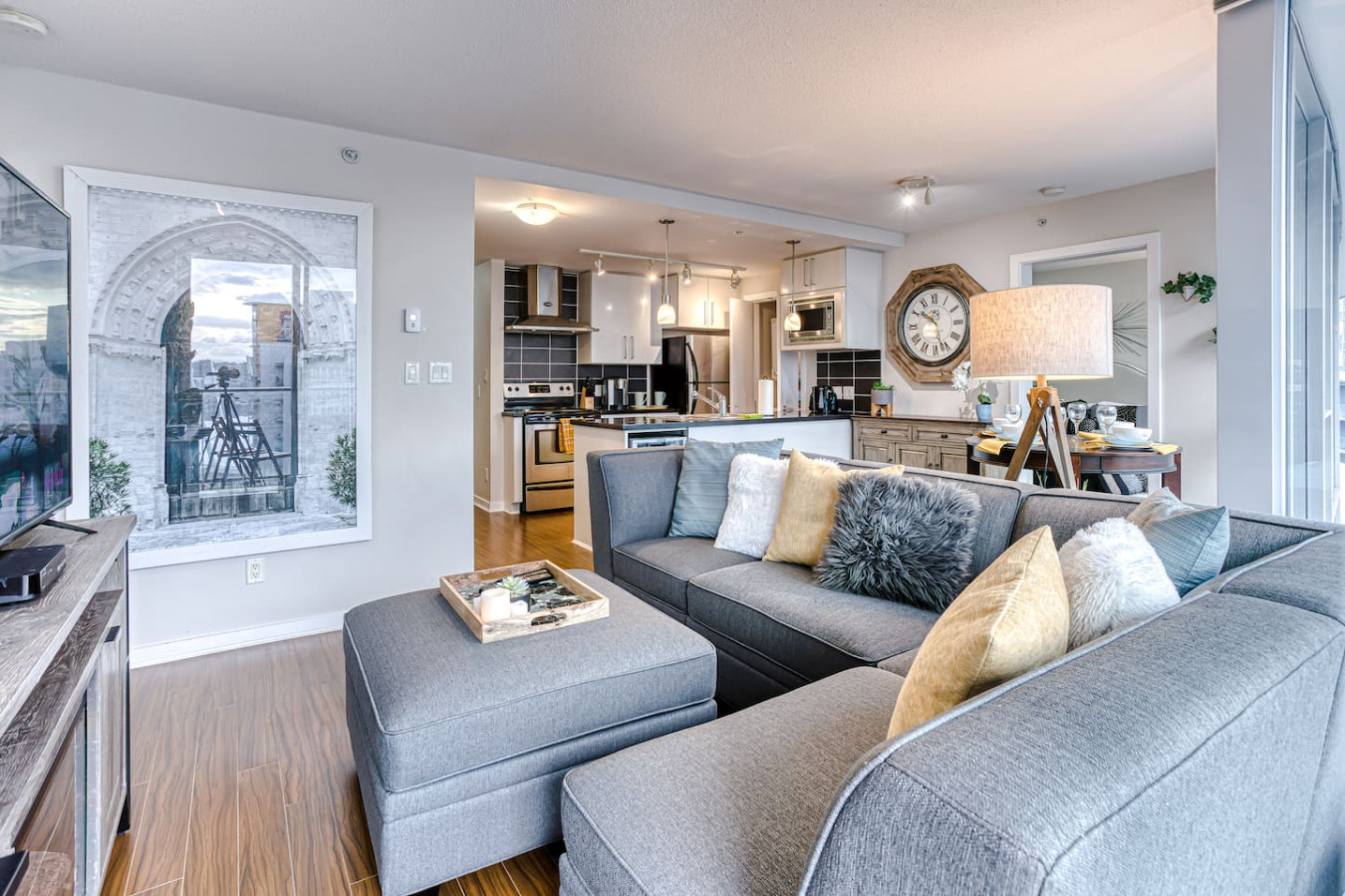 False Creek View | 5 Min Walk To Seawall | Parking - 밴쿠버