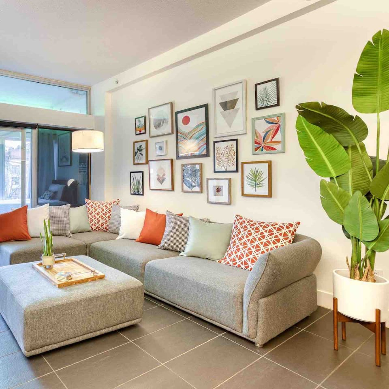 Modern Loft - 3beds - Free Parking & Fast Wifi - Canadá