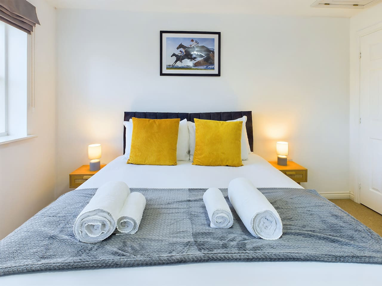 Spacious House | Parking | Business & Leisure