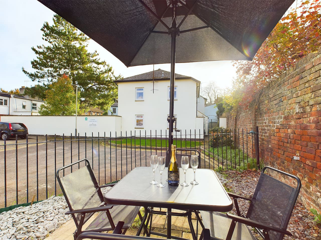 Portland Place | Central & Racecourse | Parking