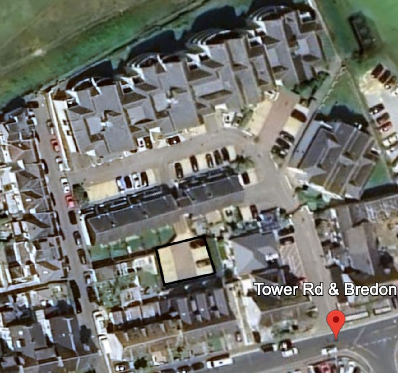 Modern Beach House | Sleeps 6 | 2 Minutes to Beach