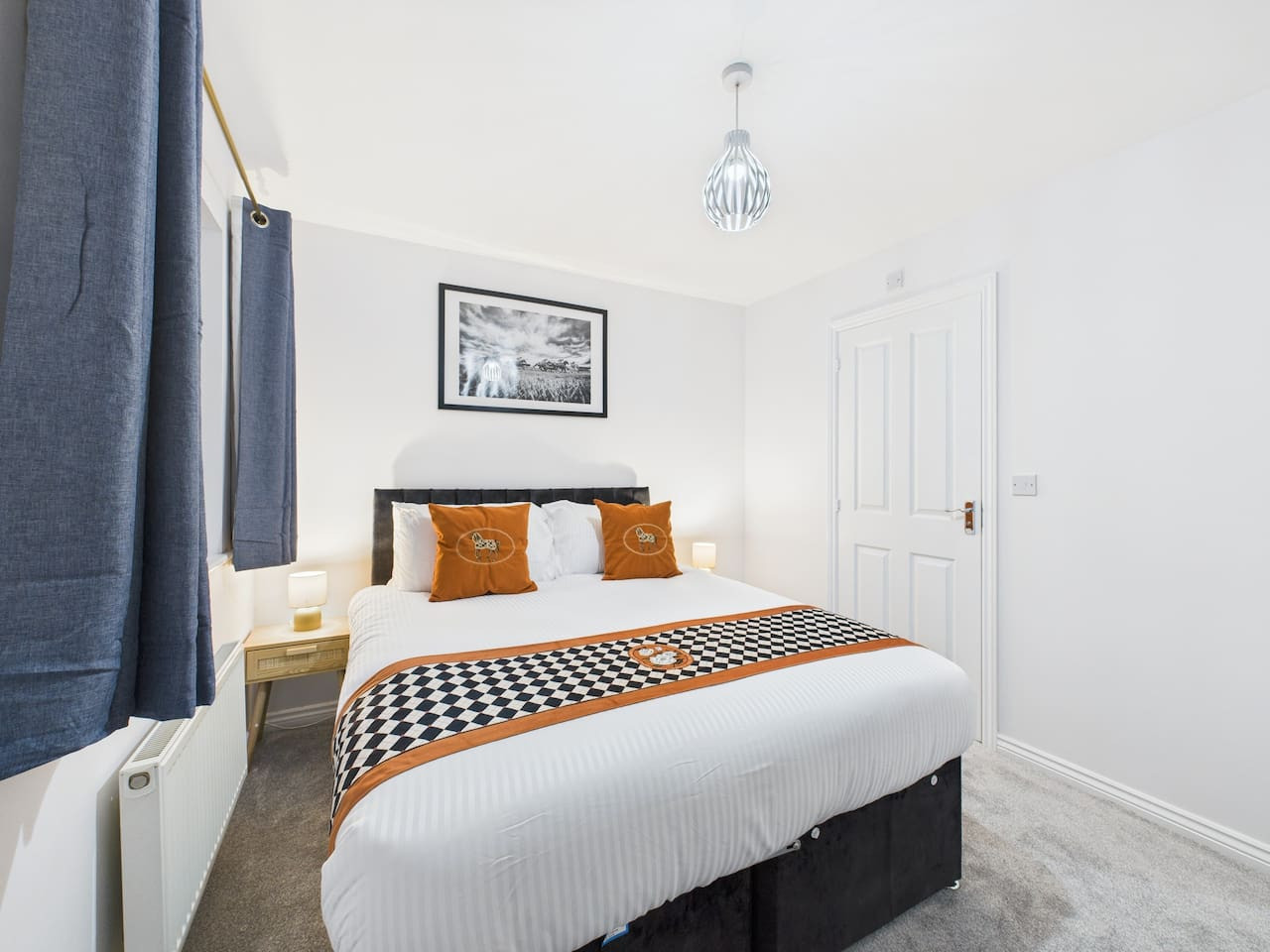 *NEW* Prestbury Place | Racecourse | Free Parking