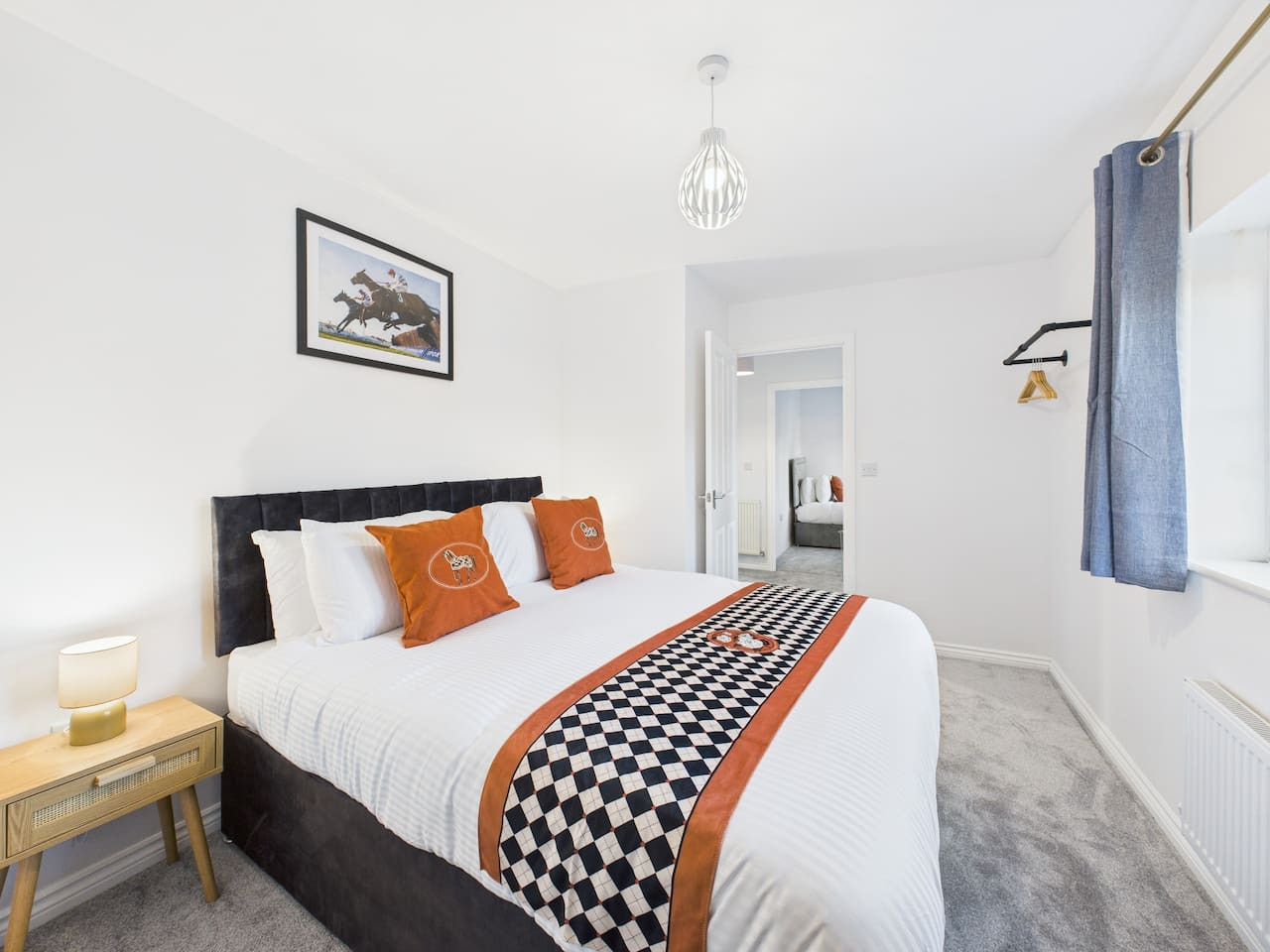 *NEW* Prestbury Place | Racecourse | Free Parking