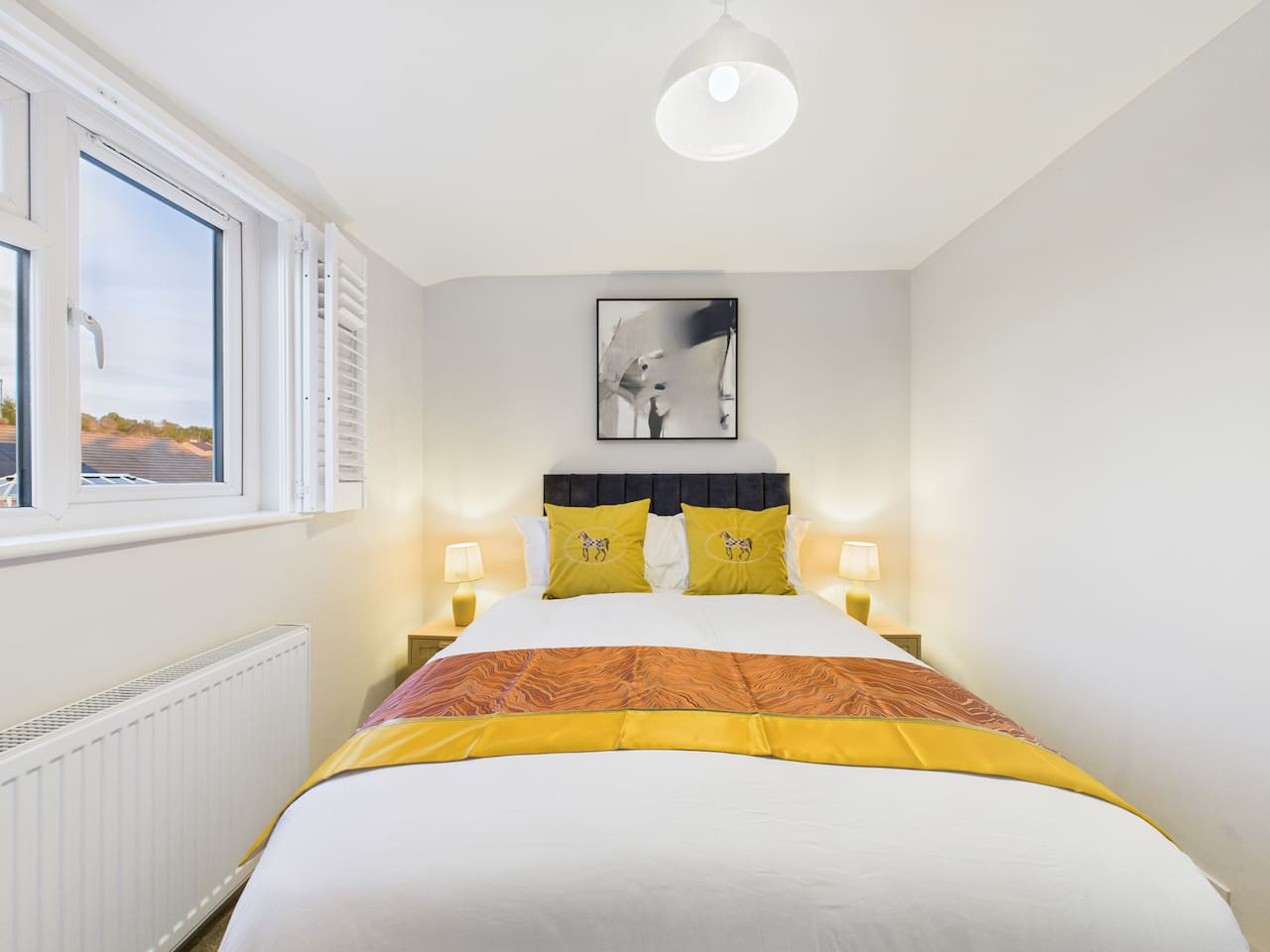*NEW* No.1 Park Street | Central | Free Parking
