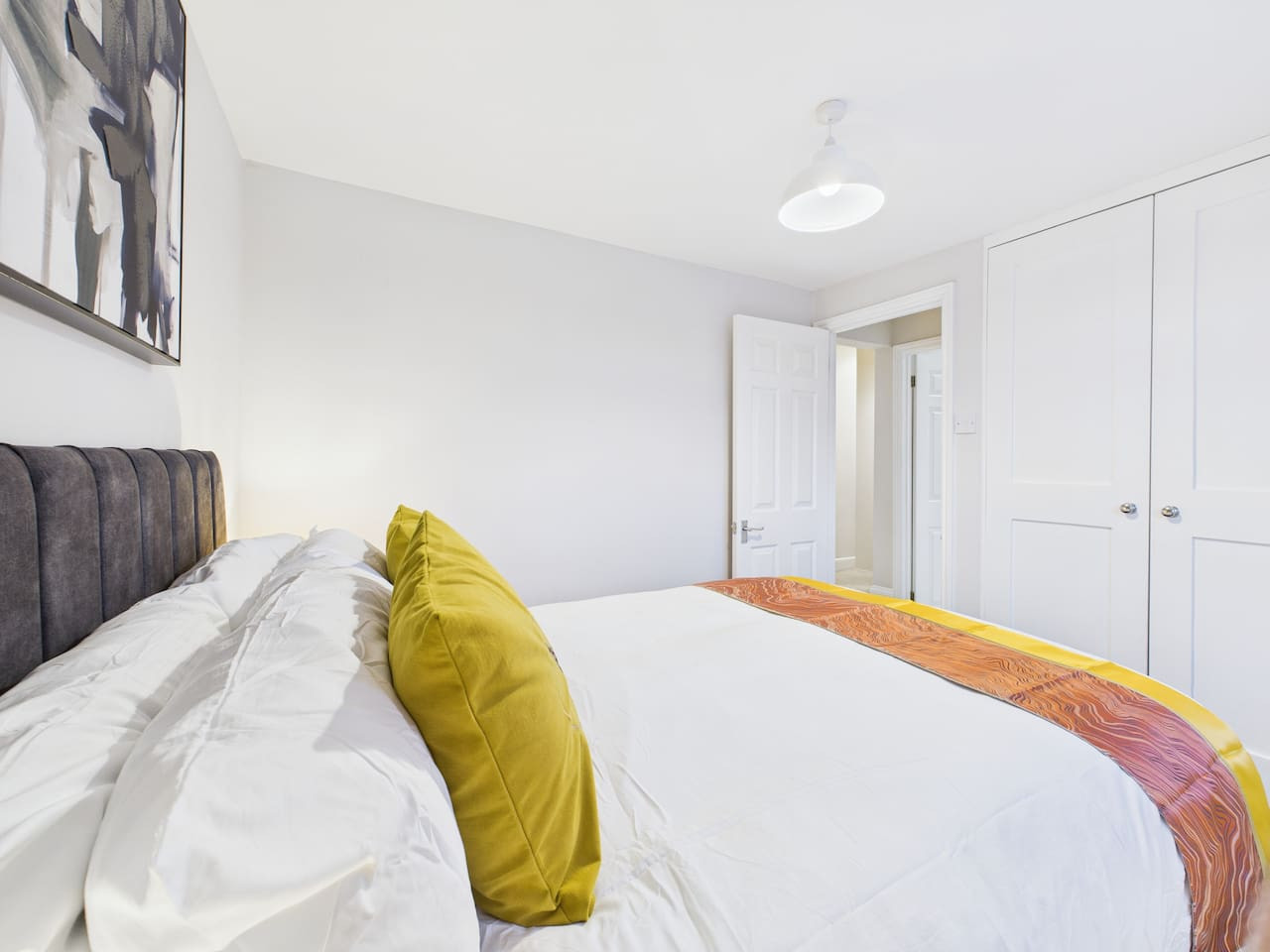 *NEW* No.1 Park Street | Central | Free Parking