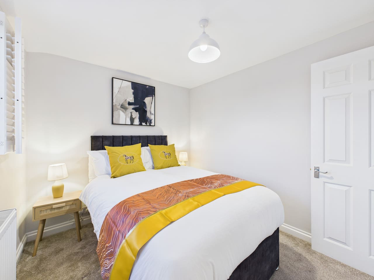 *NEW* No.1 Park Street | Central | Free Parking