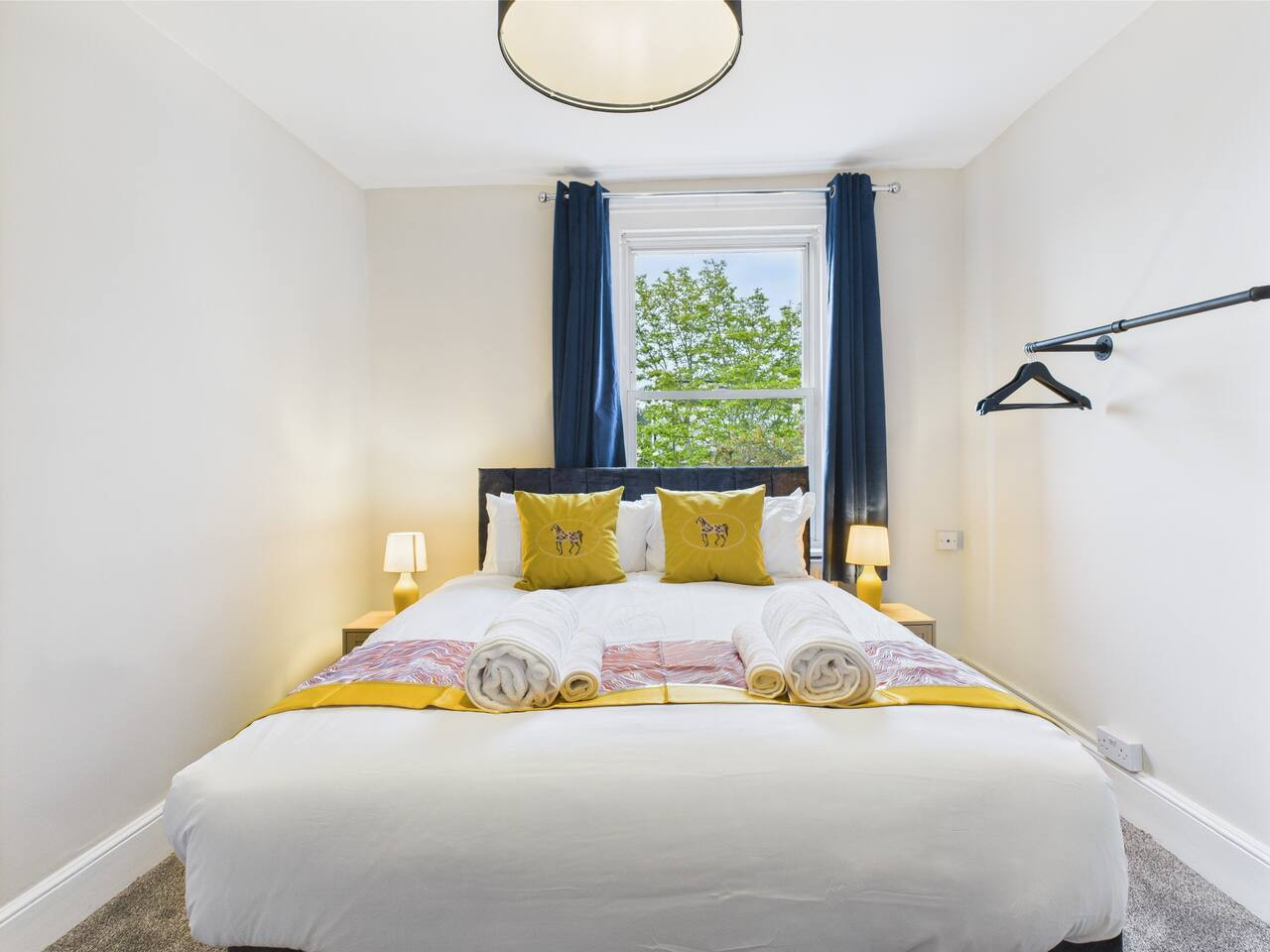 New Queens Place | Central |