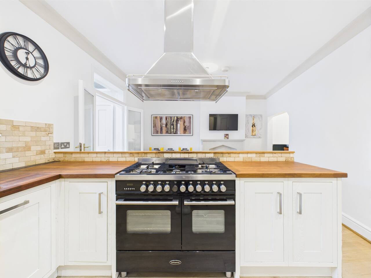 New Queens Place | Central |