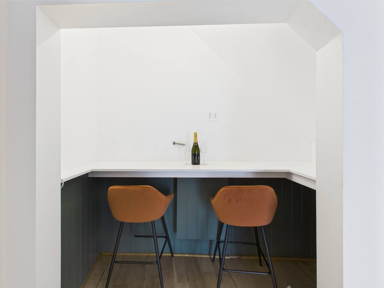 New Queens Place | Central |