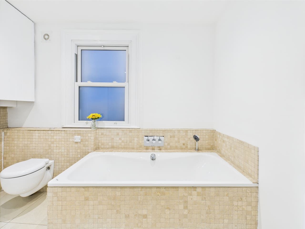 New Queens Place | Central |