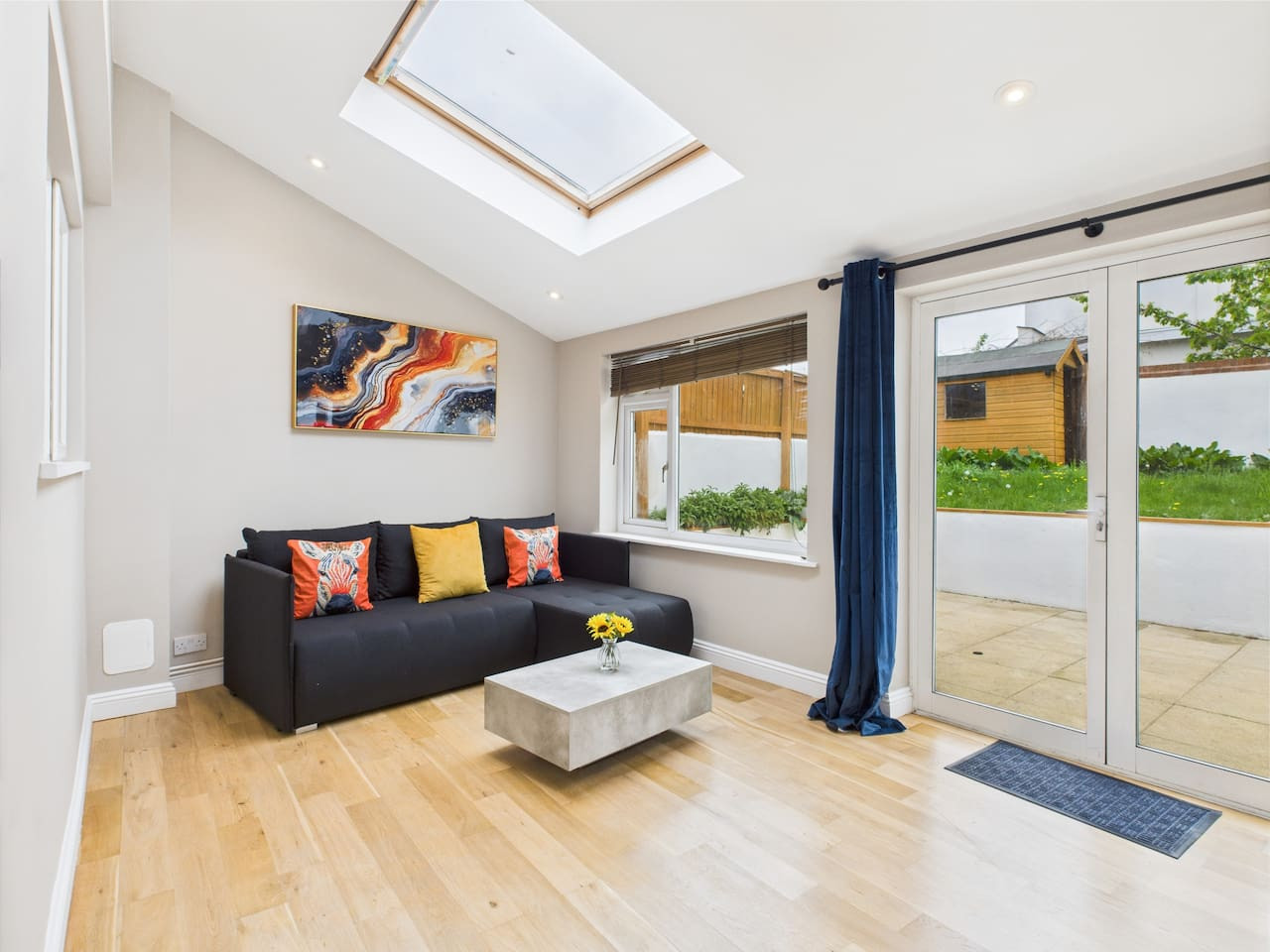 New Queens Place | Central |