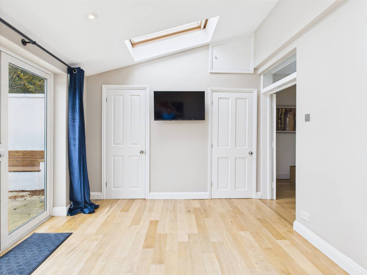 New Queens Place | Central |