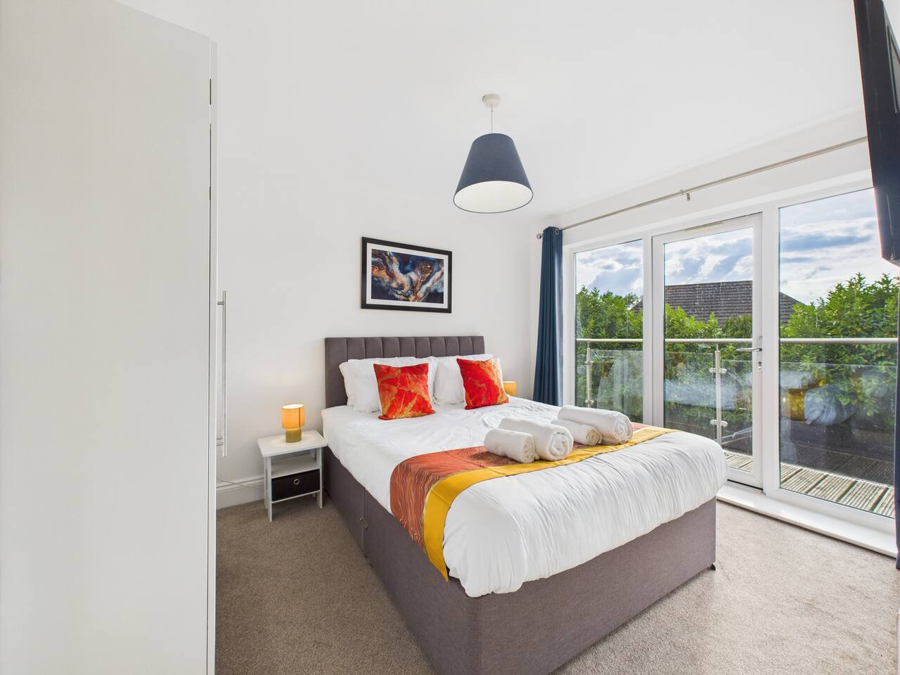 *New* | Saxon Way | Gym | Pool & Spa