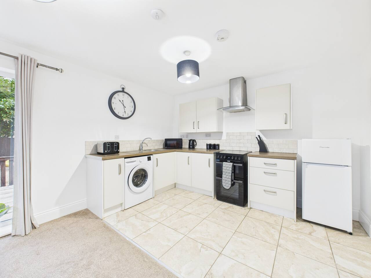 *New* | Saxon Way | Gym | Pool & Spa